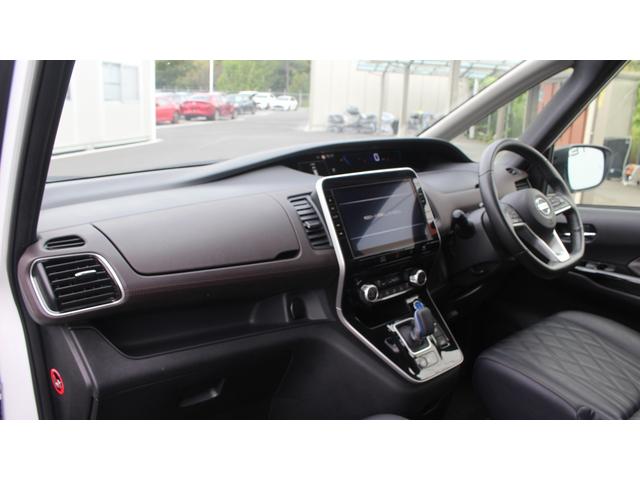 セレナ e-パワー ハイウェイスターG 純正10型ナビ 禁煙車 フルセグ アラウンドビューモニターカメラ プロパイロット 両側電動スライドドア インテリジェントルームミラー ブラック合革シート 電動パーキングブレーキ(53枚目)