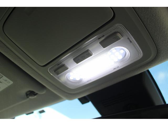 ヴォクシー ZS 煌 モデリスタフルエアロ 禁煙車 アルパイン10インチナビ フルセグTV バックカメラ 両側電動スライドドア 後席フリップダウンモニター ETC LEDヘッドライト Bluetooth接続(60枚目)