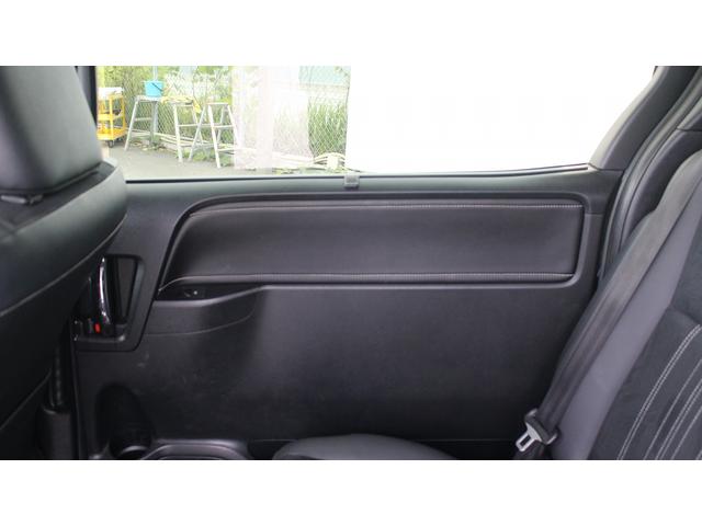 エスクァイア ハイブリッドGiプレミアムパッケジブラックテーラード 純正10型ナビ 禁煙車 フリップダウンモニター フルセグ バックカメラ クルーズコントロール LEDヘッドライト 両側電動スライドドア シートヒーター スモークメッキフロントグリル(47枚目)