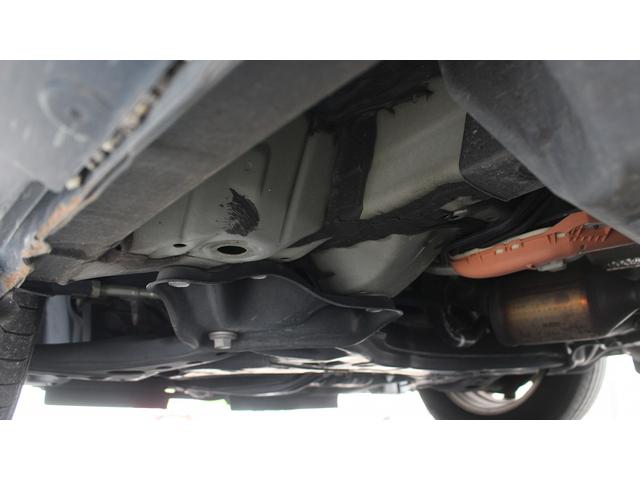 エスクァイア ハイブリッドGiプレミアムパッケジブラックテーラード 純正10型ナビ 禁煙車 フリップダウンモニター フルセグ バックカメラ クルーズコントロール LEDヘッドライト 両側電動スライドドア シートヒーター スモークメッキフロントグリル(75枚目)