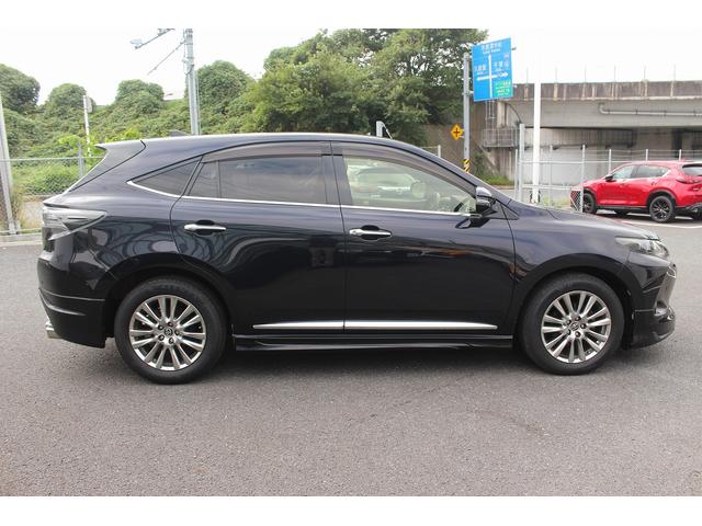 ハリアー プレミアム モデリスタエアロ 電動リアゲート 禁煙車 ナビ バックカメラ フルセグTV LEDヘッドライト 電動シート ETC レーダークルーズコントロール レーンアラート スマートキー プッシュスタート(10枚目)