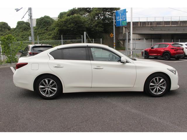 スカイライン GT 純正ナビ フルセグTV 禁煙車 レーダークルーズコントロール アラウンドビューモニター ETC LEDヘッドライト 衝突軽減ブレーキ スマートキー プッシュスタート クリアランスソナー(10枚目)