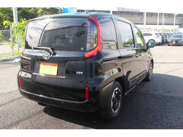 シエンタ ハイブリッドＺ　メーカーディスプレイオーディオ　禁煙車　バックカメラ　トヨタセーフティセンス　ハンズフリー両側パワースライドドア　ＥＴＣ２．０　ＬＥＤヘッドライト　スマートキー　プッシュスタート（13枚目）