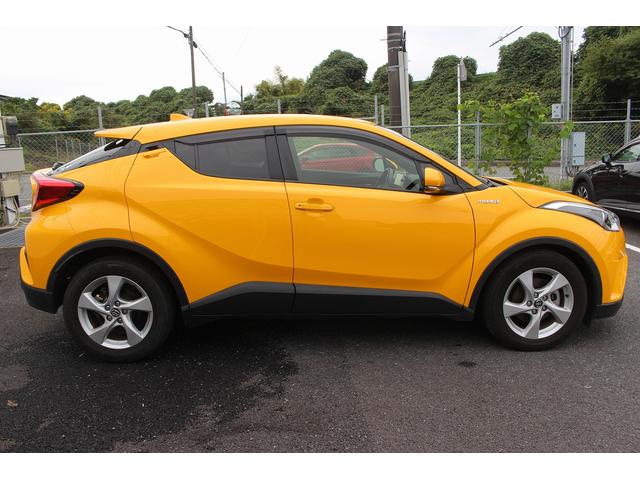 C-HR S 純正ナビ バックカメラ 禁煙車 フルセグTV ETC レーダークルーズコントロール クリアランスソナー Bluetooth接続 プッシュスタート 電動格納ミラー 衝突軽減ブレーキ(14枚目)
