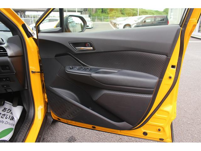 C-HR S 純正ナビ バックカメラ 禁煙車 フルセグTV ETC レーダークルーズコントロール クリアランスソナー Bluetooth接続 プッシュスタート 電動格納ミラー 衝突軽減ブレーキ(26枚目)