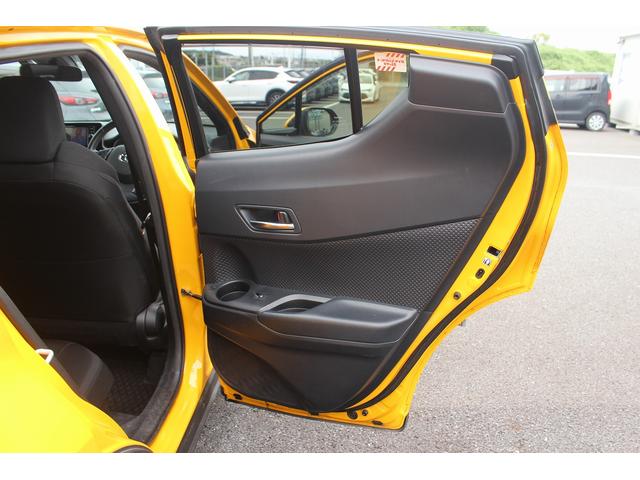 C-HR S 純正ナビ バックカメラ 禁煙車 フルセグTV ETC レーダークルーズコントロール クリアランスソナー Bluetooth接続 プッシュスタート 電動格納ミラー 衝突軽減ブレーキ(29枚目)