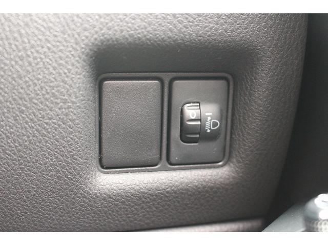 C-HR S 純正ナビ バックカメラ 禁煙車 フルセグTV ETC レーダークルーズコントロール クリアランスソナー Bluetooth接続 プッシュスタート 電動格納ミラー 衝突軽減ブレーキ(54枚目)