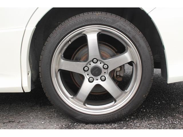 ヴォクシー ハイブリッドＺＳ　雹害　ＡＬＰＩＮＥ１０型ナビ　禁煙車　バックカメラ　フルセグＴＶ　ＥＴＣ　トヨタセーフティセンス　Ｂｌｕｅｔｏｏｔｈ接続　ｉｓｔｏｐ　両滴ワイパー　プッシュスタート　電動スライドドア（24枚目）