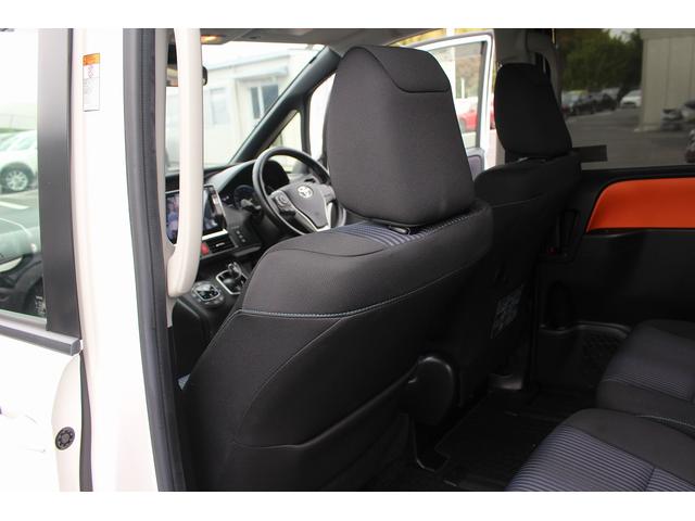 ヴォクシー ハイブリッドＺＳ　雹害　ＡＬＰＩＮＥ１０型ナビ　禁煙車　バックカメラ　フルセグＴＶ　ＥＴＣ　トヨタセーフティセンス　Ｂｌｕｅｔｏｏｔｈ接続　ｉｓｔｏｐ　両滴ワイパー　プッシュスタート　電動スライドドア（36枚目）