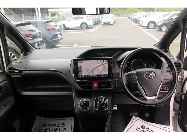 ヴォクシー ハイブリッドＺＳ　雹害　ＡＬＰＩＮＥ１０型ナビ　禁煙車　バックカメラ　フルセグＴＶ　ＥＴＣ　トヨタセーフティセンス　Ｂｌｕｅｔｏｏｔｈ接続　ｉｓｔｏｐ　両滴ワイパー　プッシュスタート　電動スライドドア（41枚目）