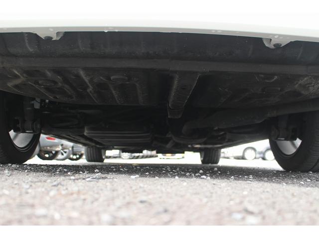 ヴォクシー ハイブリッドＺＳ　雹害　ＡＬＰＩＮＥ１０型ナビ　禁煙車　バックカメラ　フルセグＴＶ　ＥＴＣ　トヨタセーフティセンス　Ｂｌｕｅｔｏｏｔｈ接続　ｉｓｔｏｐ　両滴ワイパー　プッシュスタート　電動スライドドア（73枚目）