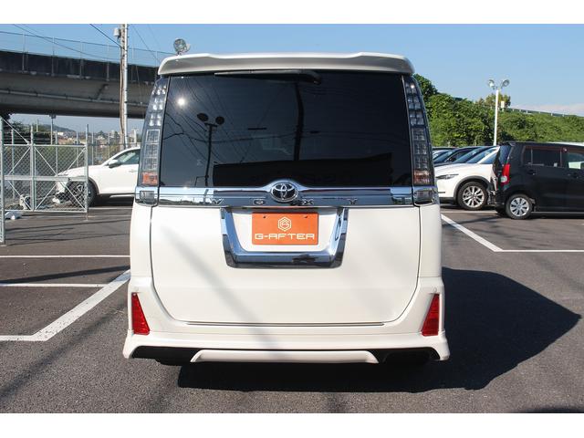 ヴォクシー ZS 煌 純正9型ナビ 禁煙車 TRDエアロ 後席モニター フルセグTV バックカメラ ETC 両側電動スライドドア レーダークルーズコントロール トヨタセーフティセンス コーナーセンサー プッシュスタート(7枚目)