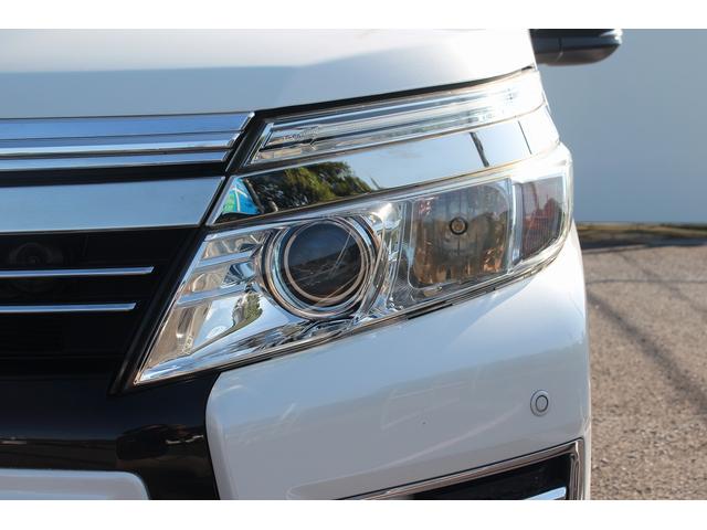 ヴォクシー ZS 煌 純正9型ナビ 禁煙車 TRDエアロ 後席モニター フルセグTV バックカメラ ETC 両側電動スライドドア レーダークルーズコントロール トヨタセーフティセンス コーナーセンサー プッシュスタート(13枚目)