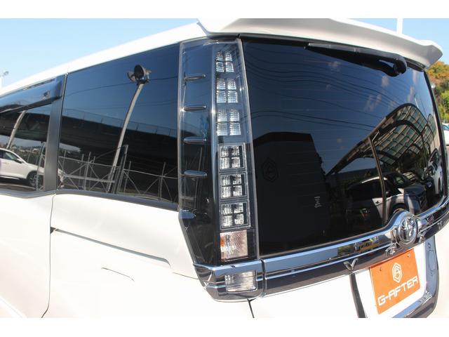 ヴォクシー ZS 煌 純正9型ナビ 禁煙車 TRDエアロ 後席モニター フルセグTV バックカメラ ETC 両側電動スライドドア レーダークルーズコントロール トヨタセーフティセンス コーナーセンサー プッシュスタート(18枚目)