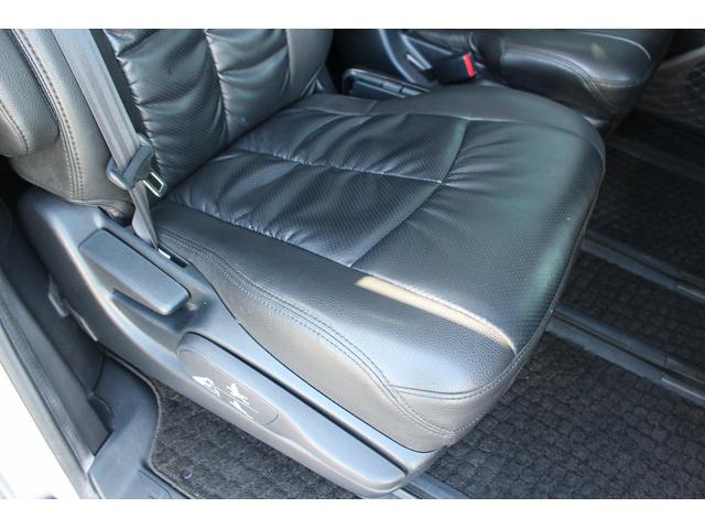 ヴォクシー ZS 煌 純正9型ナビ 禁煙車 TRDエアロ 後席モニター フルセグTV バックカメラ ETC 両側電動スライドドア レーダークルーズコントロール トヨタセーフティセンス コーナーセンサー プッシュスタート(33枚目)