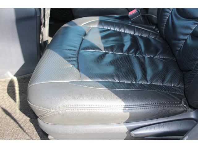 ヴォクシー ZS 煌 純正9型ナビ 禁煙車 TRDエアロ 後席モニター フルセグTV バックカメラ ETC 両側電動スライドドア レーダークルーズコントロール トヨタセーフティセンス コーナーセンサー プッシュスタート(44枚目)