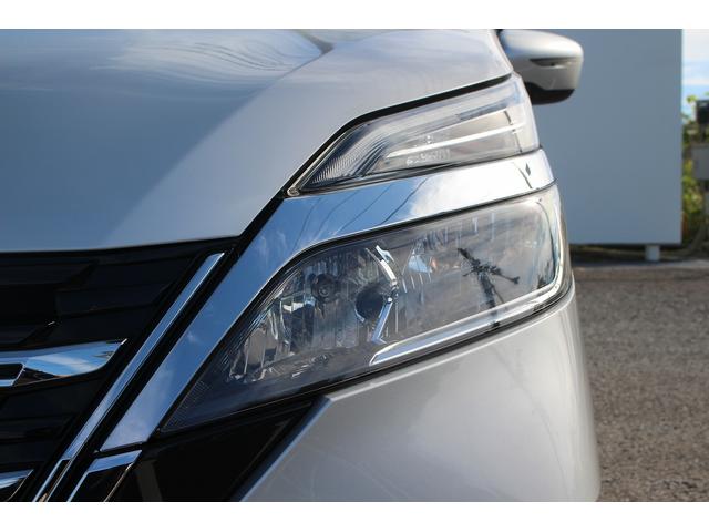 セレナ X 純正ナビ バックカメラ フルセグテレビ ブラインドスポットモニター クルーズコントロール プッシュスタート スマートキー Bluetooth接続(18枚目)