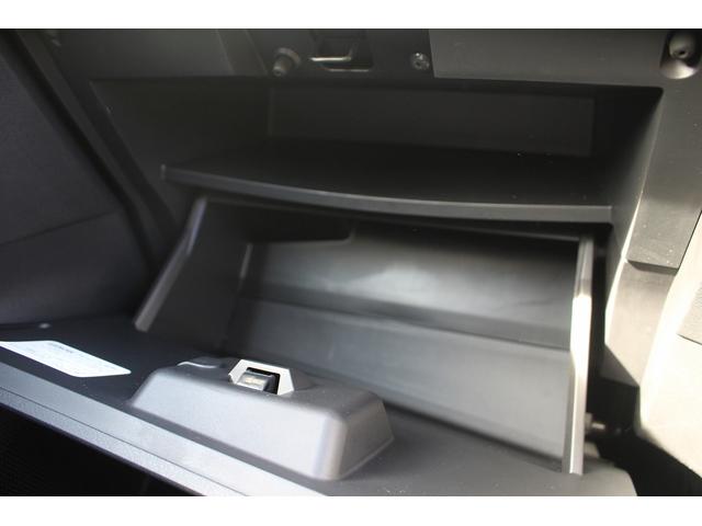 セレナ X 純正ナビ バックカメラ フルセグテレビ ブラインドスポットモニター クルーズコントロール プッシュスタート スマートキー Bluetooth接続(59枚目)