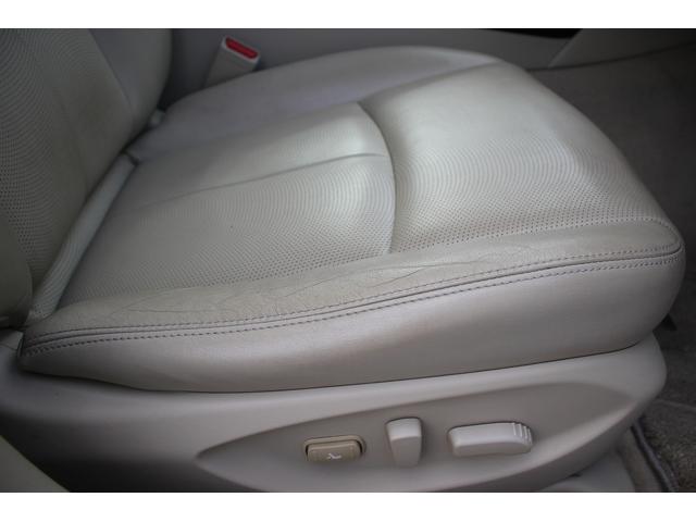 スカイライン 350GT ハイブリッド タイプSP 純正ナビ 禁煙車 アラウンドビューモニター フルセグ ベージュ本革電動シート シートヒーター LEDヘッド ETC クルーズコントロール 純正19インチアルミホイール クリアランスソナー(32枚目)