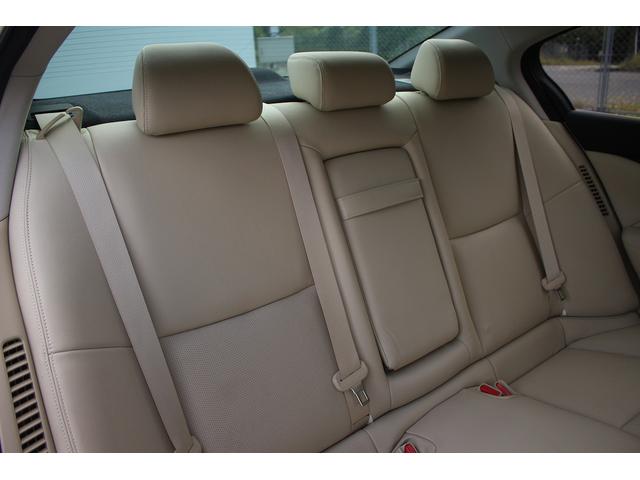 スカイライン 350GT ハイブリッド タイプSP 純正ナビ 禁煙車 アラウンドビューモニター フルセグ ベージュ本革電動シート シートヒーター LEDヘッド ETC クルーズコントロール 純正19インチアルミホイール クリアランスソナー(35枚目)