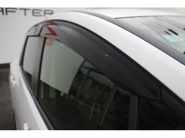 ジェイド ハイブリッド 純正ナビ 禁煙車 バックカメラ 地上デジタル放送 LEDヘッドライト 3列6人乗り クルーズコントロール 電動格納ミラー プッシュスタート オートライト 後席エアコン Bluetooth接続(22枚目)