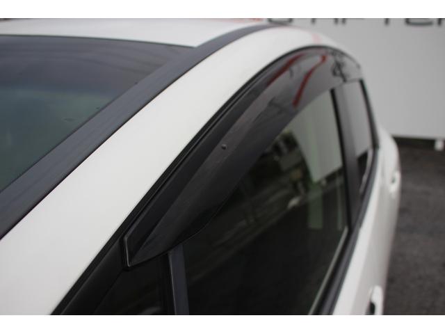 ジェイド ハイブリッド 純正ナビ 禁煙車 バックカメラ 地上デジタル放送 LEDヘッドライト 3列6人乗り クルーズコントロール 電動格納ミラー プッシュスタート オートライト 後席エアコン Bluetooth接続(24枚目)