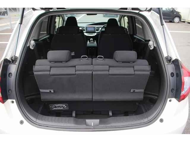 ジェイド ハイブリッド 純正ナビ 禁煙車 バックカメラ 地上デジタル放送 LEDヘッドライト 3列6人乗り クルーズコントロール 電動格納ミラー プッシュスタート オートライト 後席エアコン Bluetooth接続(38枚目)