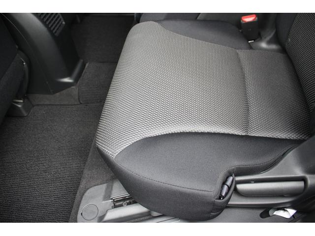 ジェイド ハイブリッド 純正ナビ 禁煙車 バックカメラ 地上デジタル放送 LEDヘッドライト 3列6人乗り クルーズコントロール 電動格納ミラー プッシュスタート オートライト 後席エアコン Bluetooth接続(41枚目)