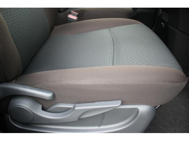 ルーミー Ｇ－Ｔ　パナソニックナビ　禁煙車　両側パワースライドドア　ＬＥＤヘッドライト　ＥＴＣ　衝突軽減システム　電動格納ミラー　プッシュスタート　ＵＳＢソケット　アイドリングストップ　コーナーセンサー（31枚目）