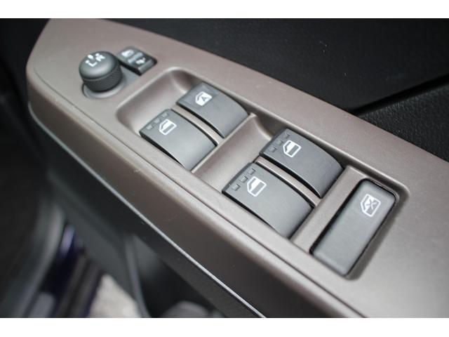 ルーミー Ｇ－Ｔ　パナソニックナビ　禁煙車　両側パワースライドドア　ＬＥＤヘッドライト　ＥＴＣ　衝突軽減システム　電動格納ミラー　プッシュスタート　ＵＳＢソケット　アイドリングストップ　コーナーセンサー（46枚目）