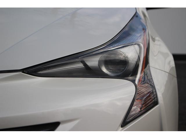 プリウス A 純正ナビ 禁煙車 バックカメラ フルセグ LEDヘッドライト ETC 衝突軽減ブレーキ レーダークルーズコントロール ブラインドスポットモニター ヘッドアップディスプレイ パーキングアシスト(19枚目)