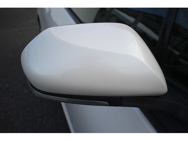 プリウス A 純正ナビ 禁煙車 バックカメラ フルセグ LEDヘッドライト ETC 衝突軽減ブレーキ レーダークルーズコントロール ブラインドスポットモニター ヘッドアップディスプレイ パーキングアシスト(23枚目)