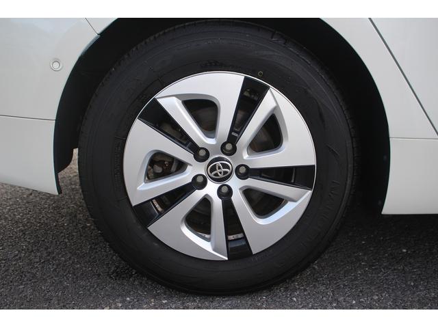 プリウス A 純正ナビ 禁煙車 バックカメラ フルセグ LEDヘッドライト ETC 衝突軽減ブレーキ レーダークルーズコントロール ブラインドスポットモニター ヘッドアップディスプレイ パーキングアシスト(28枚目)