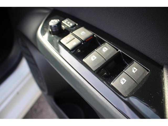 プリウス A 純正ナビ 禁煙車 バックカメラ フルセグ LEDヘッドライト ETC 衝突軽減ブレーキ レーダークルーズコントロール ブラインドスポットモニター ヘッドアップディスプレイ パーキングアシスト(51枚目)