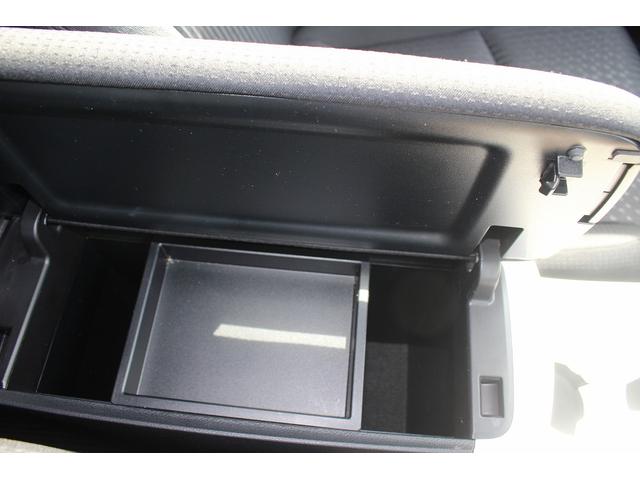 プリウス A 純正ナビ 禁煙車 バックカメラ フルセグ LEDヘッドライト ETC 衝突軽減ブレーキ レーダークルーズコントロール ブラインドスポットモニター ヘッドアップディスプレイ パーキングアシスト(57枚目)