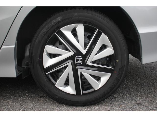 シャトル ハイブリッド ホンダセンシング 禁煙車 ナビ バックカメラ レーダークルーズコントロール ETC レーンキープアシスト スマートキー プラズマクラスター付オートエアコン ダークブルーインパネ加飾 Bluetooth接続(26枚目)