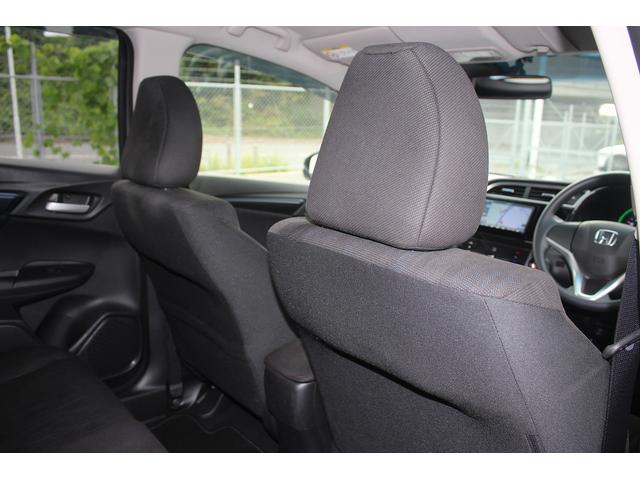 シャトル ハイブリッド ホンダセンシング 禁煙車 ナビ バックカメラ レーダークルーズコントロール ETC レーンキープアシスト スマートキー プラズマクラスター付オートエアコン ダークブルーインパネ加飾 Bluetooth接続(32枚目)