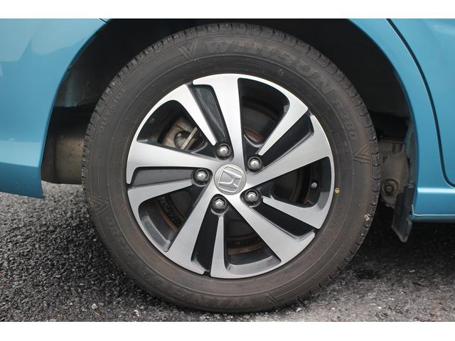 フリード＋ハイブリッド ハイブリッドＥＸ　純正９インチナビ　禁煙車　フルセグＴＶ　純正フリップダウンモニター　ＬＥＤヘッドライト　両側電動スライドドア　バックカメラ　シートヒーター　ハーフレザーシート　衝突軽減ブレーキ　レーンアシスト（27枚目）