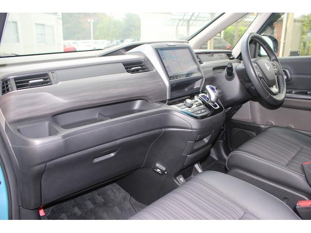 フリード＋ハイブリッド ハイブリッドＥＸ　純正９インチナビ　禁煙車　フルセグＴＶ　純正フリップダウンモニター　ＬＥＤヘッドライト　両側電動スライドドア　バックカメラ　シートヒーター　ハーフレザーシート　衝突軽減ブレーキ　レーンアシスト（41枚目）