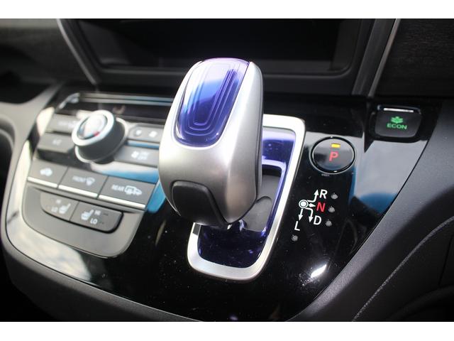 フリード＋ハイブリッド ハイブリッドＥＸ　純正９インチナビ　禁煙車　フルセグＴＶ　純正フリップダウンモニター　ＬＥＤヘッドライト　両側電動スライドドア　バックカメラ　シートヒーター　ハーフレザーシート　衝突軽減ブレーキ　レーンアシスト（54枚目）