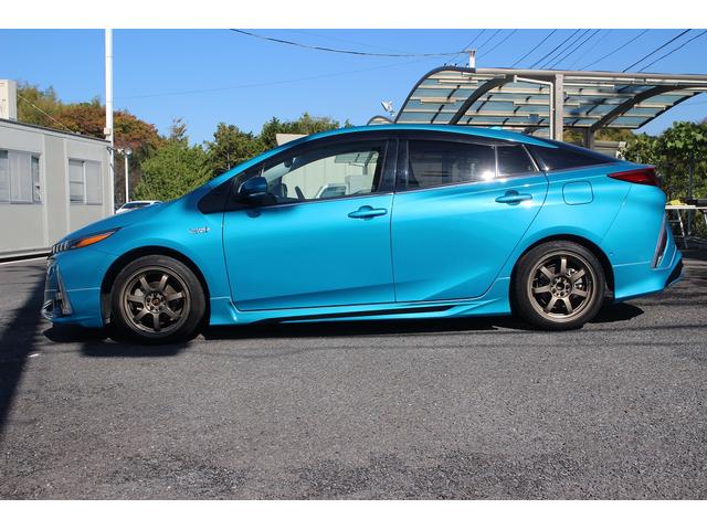プリウスPHV Aプレミアム モデリスタエアロ 純正11.6型ナビ 禁煙車 バックカメラ フルセグTV 温熱黒革シート ETC ハンドルヒーター 衝突軽減システム 電動シート ブラインドスポットモニター クルーズコントロール(9枚目)