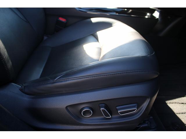 プリウスPHV Aプレミアム モデリスタエアロ 純正11.6型ナビ 禁煙車 バックカメラ フルセグTV 温熱黒革シート ETC ハンドルヒーター 衝突軽減システム 電動シート ブラインドスポットモニター クルーズコントロール(27枚目)