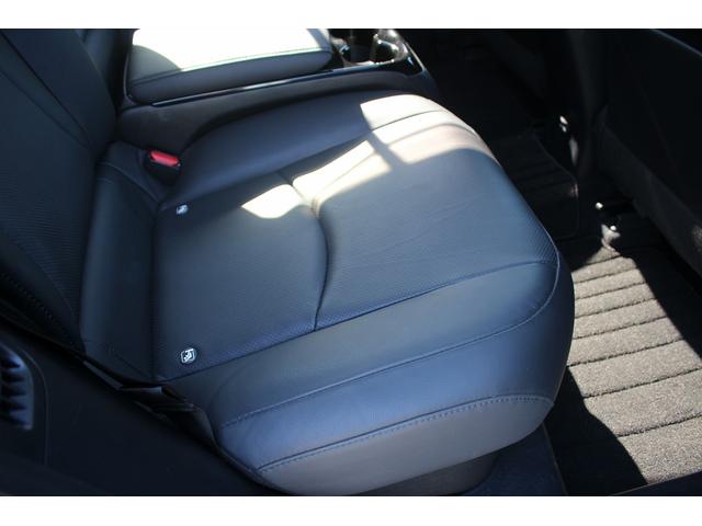 プリウスPHV Aプレミアム モデリスタエアロ 純正11.6型ナビ 禁煙車 バックカメラ フルセグTV 温熱黒革シート ETC ハンドルヒーター 衝突軽減システム 電動シート ブラインドスポットモニター クルーズコントロール(31枚目)