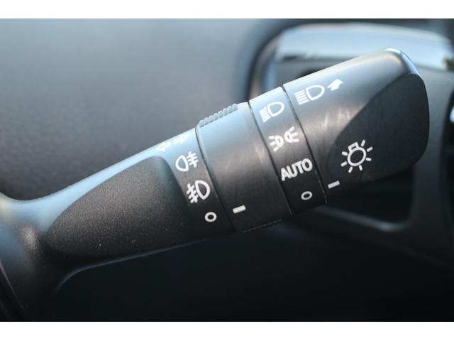 プリウスPHV Aプレミアム モデリスタエアロ 純正11.6型ナビ 禁煙車 バックカメラ フルセグTV 温熱黒革シート ETC ハンドルヒーター 衝突軽減システム 電動シート ブラインドスポットモニター クルーズコントロール(51枚目)