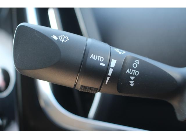 プリウスPHV Aプレミアム モデリスタエアロ 純正11.6型ナビ 禁煙車 バックカメラ フルセグTV 温熱黒革シート ETC ハンドルヒーター 衝突軽減システム 電動シート ブラインドスポットモニター クルーズコントロール(52枚目)