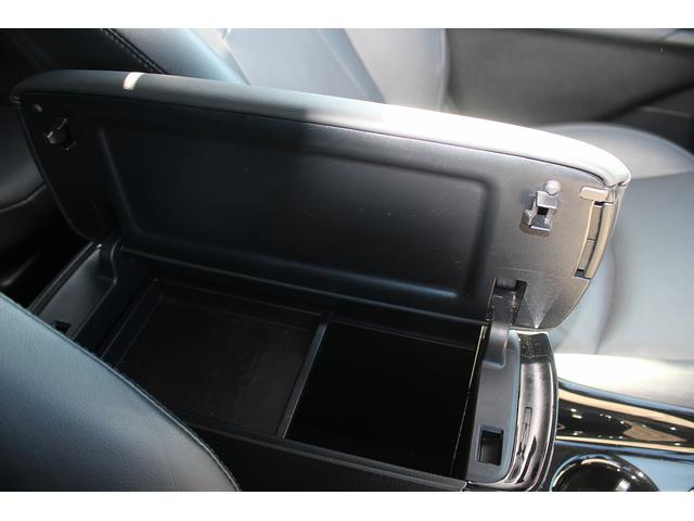 プリウスPHV Aプレミアム モデリスタエアロ 純正11.6型ナビ 禁煙車 バックカメラ フルセグTV 温熱黒革シート ETC ハンドルヒーター 衝突軽減システム 電動シート ブラインドスポットモニター クルーズコントロール(58枚目)