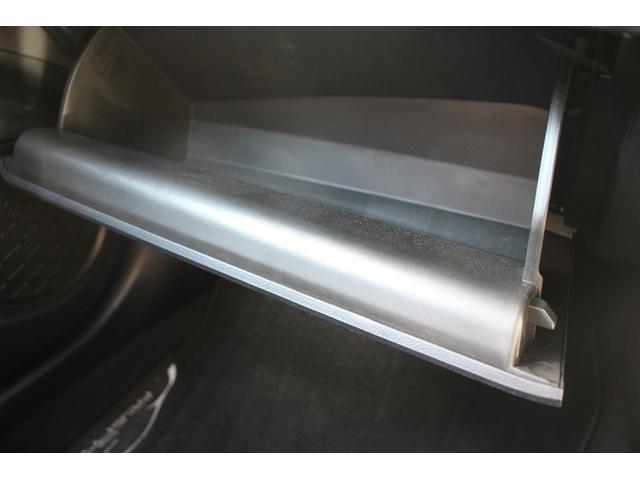 プリウスPHV Aプレミアム モデリスタエアロ 純正11.6型ナビ 禁煙車 バックカメラ フルセグTV 温熱黒革シート ETC ハンドルヒーター 衝突軽減システム 電動シート ブラインドスポットモニター クルーズコントロール(61枚目)