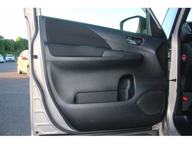 セレナ ハイウェイスター　パナソニック９型ナビ　　禁煙車　ＬＥＤヘッドライト　バックカメラ　地デジ　両側電動スライドドア　クルーズコントロール　８人乗り　純正１６インチアルミホイール　ＥＴＣ　スマートキー　プッシュスタート（43枚目）