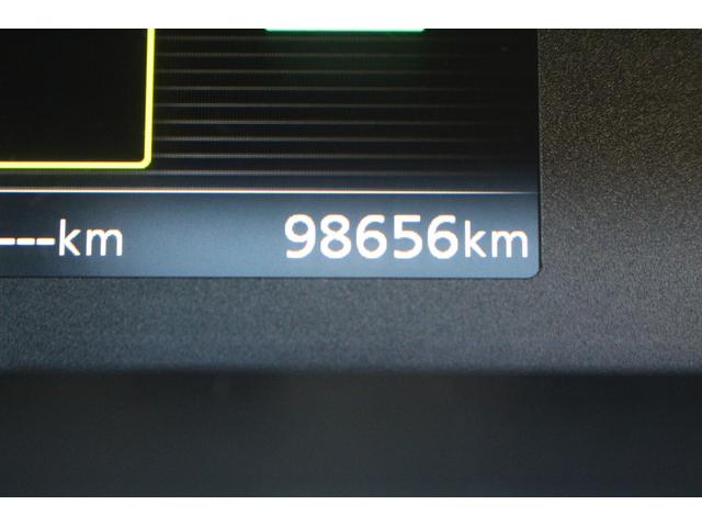 セレナ ハイウェイスター　パナソニック９型ナビ　　禁煙車　ＬＥＤヘッドライト　バックカメラ　地デジ　両側電動スライドドア　クルーズコントロール　８人乗り　純正１６インチアルミホイール　ＥＴＣ　スマートキー　プッシュスタート（68枚目）