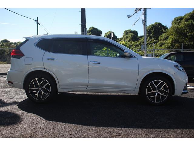 エクストレイル モード・プレミア 純正9型ナビ 360度カメラ 禁煙車 フルセグテレビ プロパイロット 黒革シート シートヒーター 電動Rゲート デジタルインナーミラー ETC LEDヘッドライト 衝突軽減ブレーキ(11枚目)